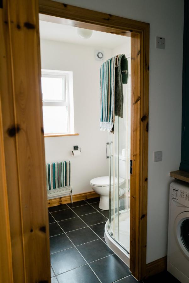 Modern Self Catering Apartment, Miltown Malbay Milltown Malbay Exteriör bild